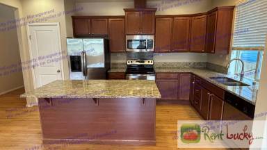 Main picture of 9211 174th St E
