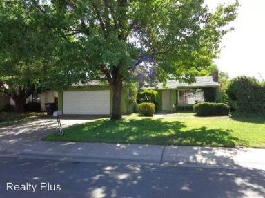 Main picture of 6040 Seyferth Way
