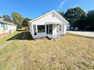 Main picture of 2131 Lane St