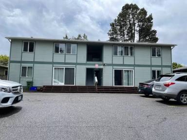 Main picture of 1661 Lund Ave