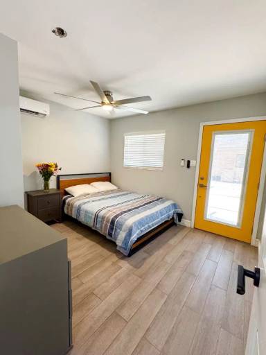 Main picture of 2524 E Willetta St