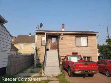 Main picture of 3826 Evergreen St