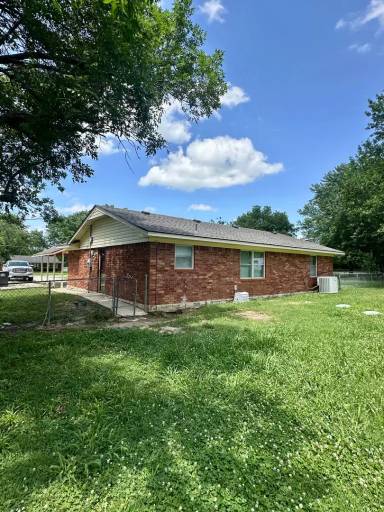 Main picture of 19483 County Road 1555