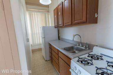 Main picture of Maple Manor Apartments