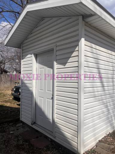 Main picture of 920 S Courtland Ave