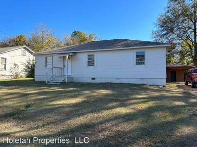 Main picture of 2309 4th St E