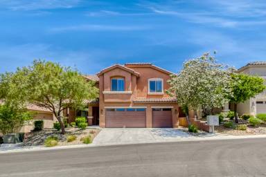 Main picture of 2544 Bechamel Pl