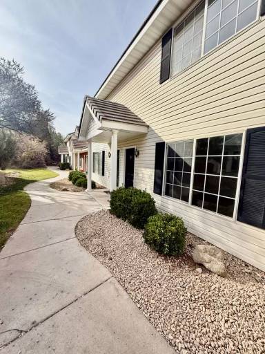 Main picture of Lexington Townhomes