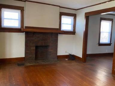Main picture of 147 W Hudson Ave