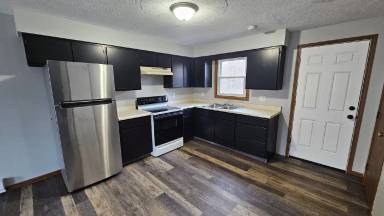 Main picture of 851 Forest Dr