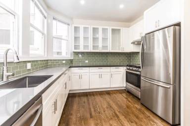 Main picture of 1638 Hyde St
