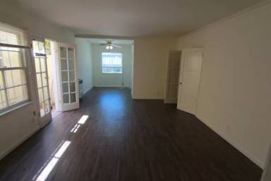 Main picture of 5924 Melrose Ave Apartments