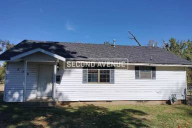 Main picture of 230 W Kirk St