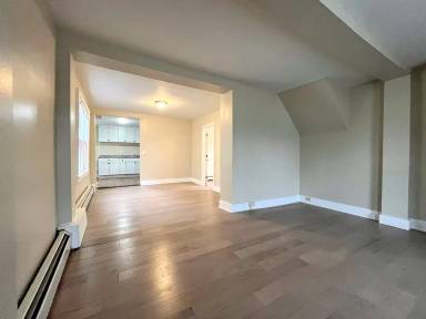 Main picture of 46 Hawley St