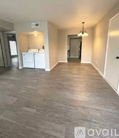 Main picture of 4406 Gibson St
