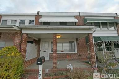 Main picture of 7921 E Baltimore St