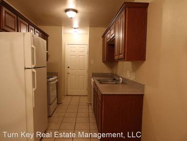 Main picture of 939 Baker St
