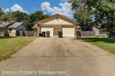 Main picture of 620 Greenlawn Blvd