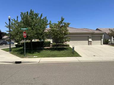 Main picture of 144 Northwoods Way