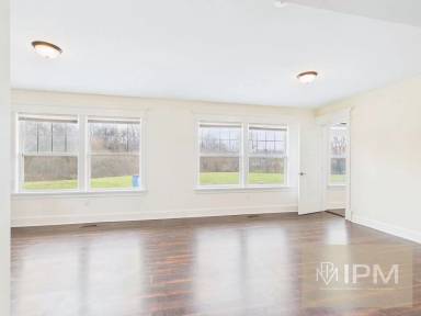 Main picture of 502 S Market St