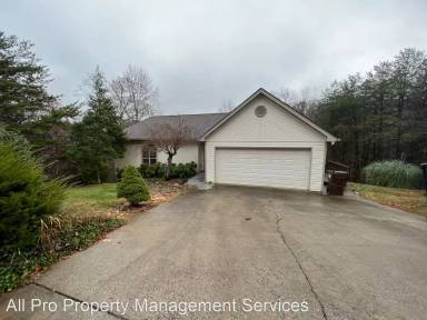 Main picture of 670 Emerald Ave