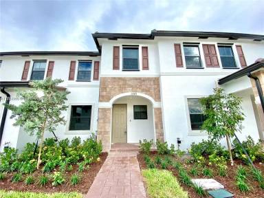 Main picture of 11241 W 34th Way