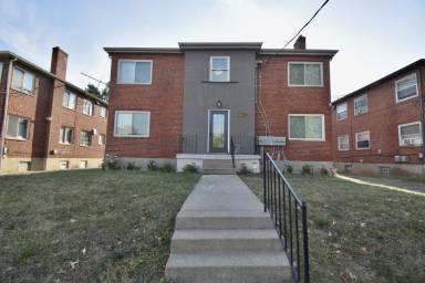 Main picture of 7750 Stillwell Rd