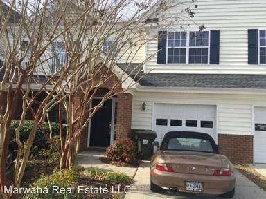 Main picture of 1304 Rustads Cir