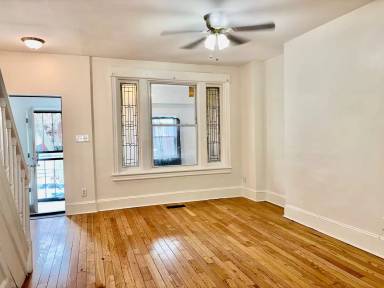 Main picture of 6141 Irving St
