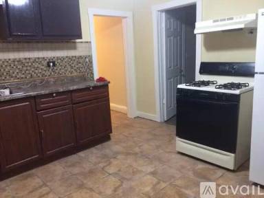 Main picture of 15228 Center Ave