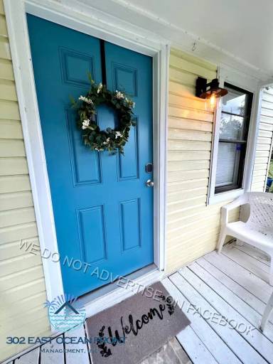 Main picture of 8663 5th Ave