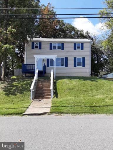 Main picture of 1938 Brady Ave