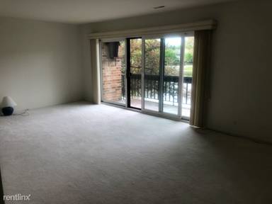 Main picture of 301 Lake Hinsdale Dr