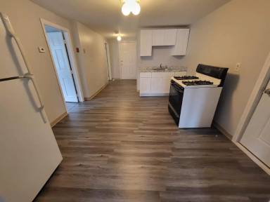Main picture of 44 Kelley St