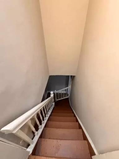 Main picture of 228 N Kenwood Ave