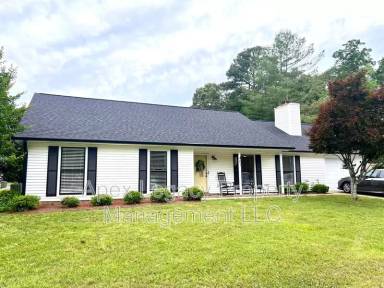 Main picture of 401 Wyndham Dr