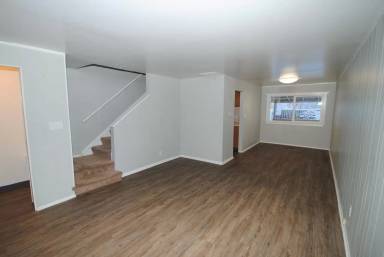 Main picture of 1400-1402 Lathrop St
