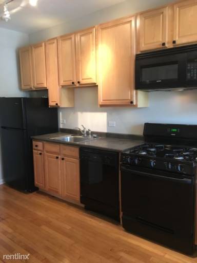 Main picture of 4054 W Warwick Ave