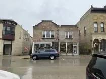 Main picture of 201 E Mill St