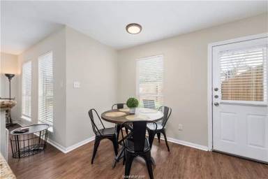 Main picture of 1207 Oney Hervey Dr