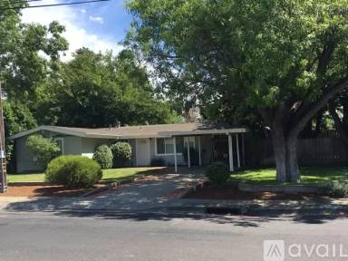 Main picture of 2171 N 6th St