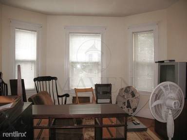 Main picture of 27 Josephine Ave