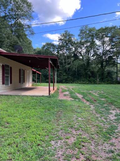 Main picture of 2420 W Highway 166