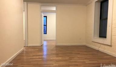 Main picture of 231 E 12th St