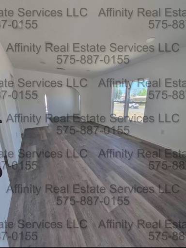 Main picture of 613 N Guadalupe St
