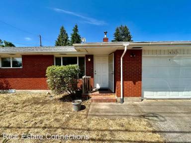 Main picture of 455 Maxwell Rd