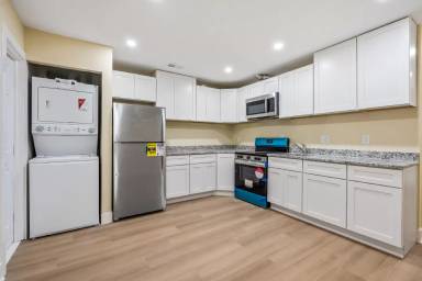 Main picture of 1812 Benning Rd NE