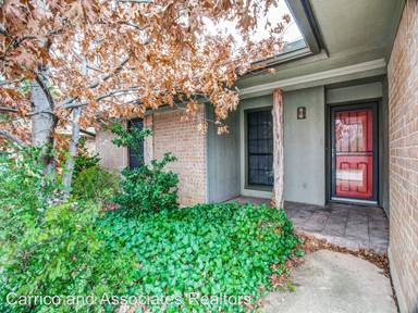 Main picture of 738 Danvers Ln