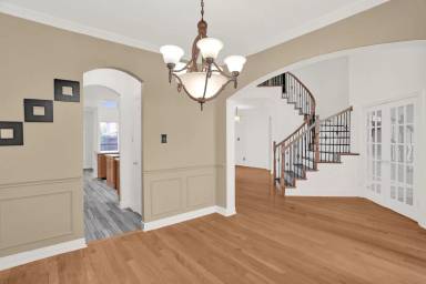 Main picture of 3404 High Vista Dr