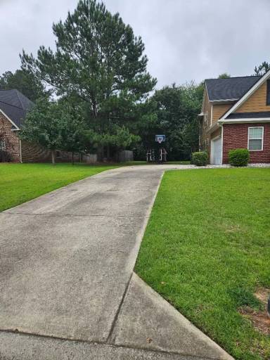 Main picture of 204 Bridgehampton Way